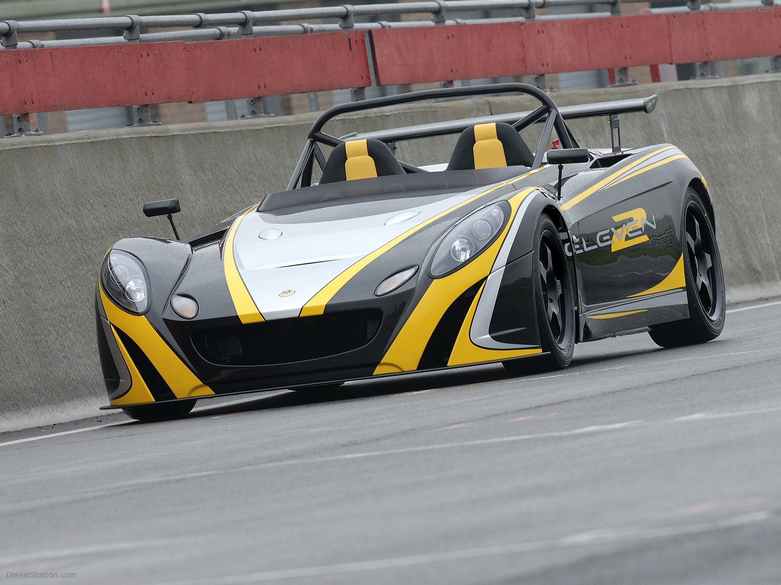 Lotus 2 Eleven